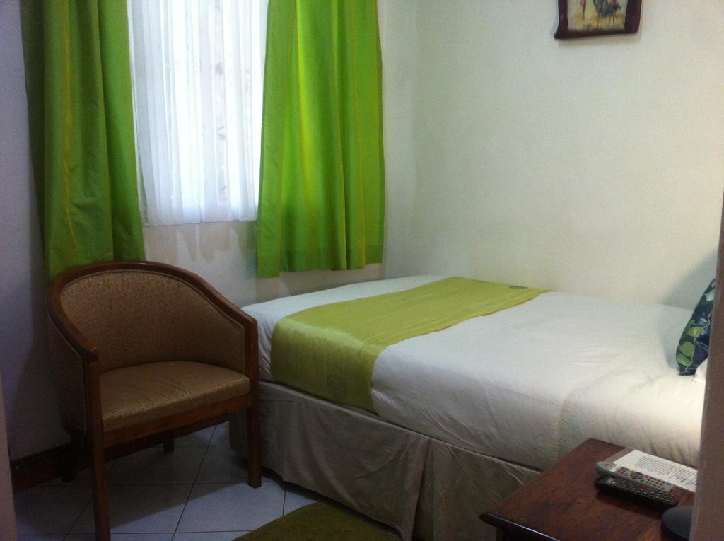 Godials Bed & Breakfast Nairobi Exterior photo