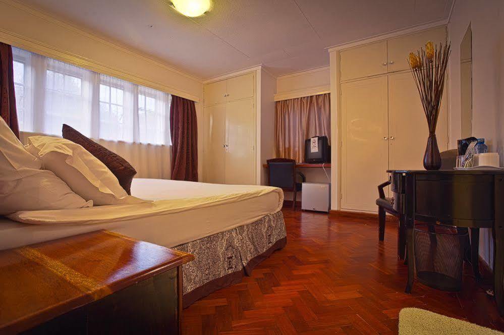 Godials Bed & Breakfast Nairobi Exterior photo